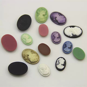 Natural Mother of pearl cameo design for pendant lady face big size embossment cutting colorful jewelry white shell oval shape 