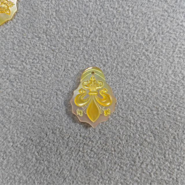 Natural Mother of pearl hollow design women jewelry necklace inlay things yellow shell cross shape cutting bracelet lady making