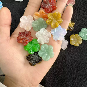 Natural Mother of pearl flower shape cutting by handmade green aventurine for necklace making yellow jade women rings design