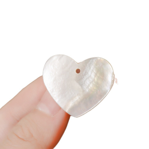 Natural Mother of pearl heart shape pendant design river shell flat face carving jewelry parts making big size heart parts white 