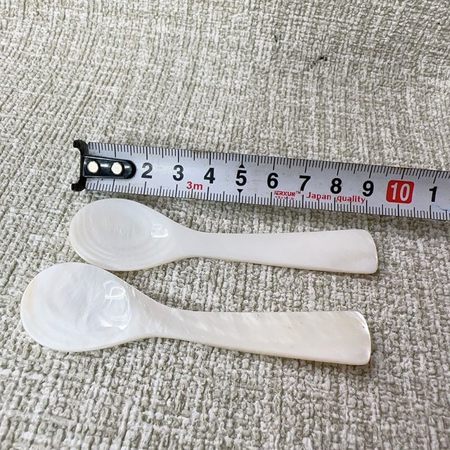 Natural Mother of pearl spoon design fork for lady style white shell jewelry making plate shape handmade DIY beauty design 